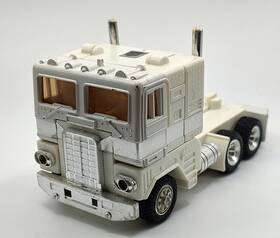 Hasbro 611816235090 1986 Transformers G1 Ultra Magnus Action Figure Cab Only Vintage