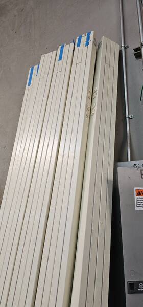 25dtp-4 Lagrand Wiremold Tele Power Pole With 2-20a Duplex 10-ft 5-in Ivory Ppd
