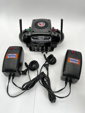 2-ph-1 Lionel Zw Controller With 180 Watt Powerhouse Transformers