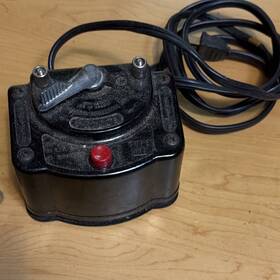 2332-is Lionel Vintage Model Train Transformer Analog Ac Black Red Light
