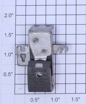 Vw-22 Lionel 150 Watt Side Mount Circuit Breaker