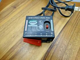 R-4250 Model Power Ho Scale Train Transformer Output 18vdc 19vac 5.5va