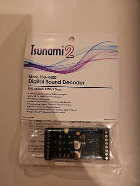 Tsu-4400 Soundtraxx 885025 Tsunami 2 Digital Sound Decoder Emd-2 Diesel 4 Amp