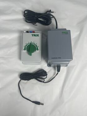 66508 Trix Analog Gear Controller With 18va Transformer