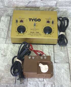 6605 Tyco 898t Ho - Dual-pak #898t Transformer Dual Control And Hobby #6605