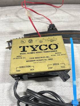 899c Tyco Vintage Transformer Model With Wire. Train Rerailer 899c Tyco Vintage Transformer Model With Wire. Train Rerailer