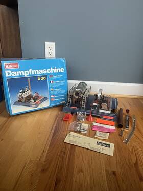 00020 Wilesco Dampfmaschine D20 New Ovp