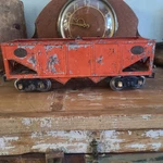 Lionel 516 Vintage Standard Gauge Lines 2-BAY Hopper No Load. Fixed Price $59.00.