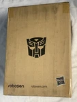 Flagship Transformers Optimus Prime Auto-converting Hasbro Robosen Collector. Fixed Price $1499.95.