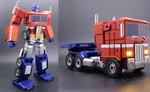 Robosen Transformers Optimus Prime Flagship Auto-converting Robot. Fixed Price $1428.70.