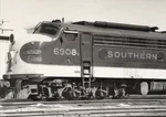 Southern Railway Railroad #6908W E8A Electromotive Photo Crescent. Fixed Price $7.49.